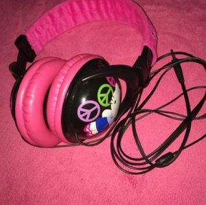 Hello kitty headphones